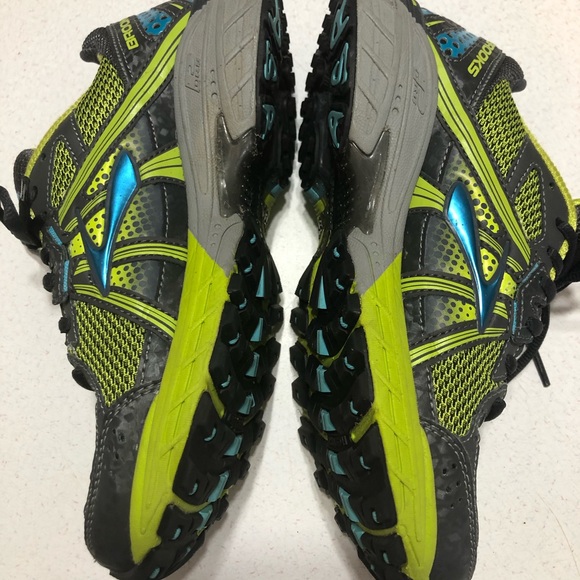 brooks adrenaline asr womens